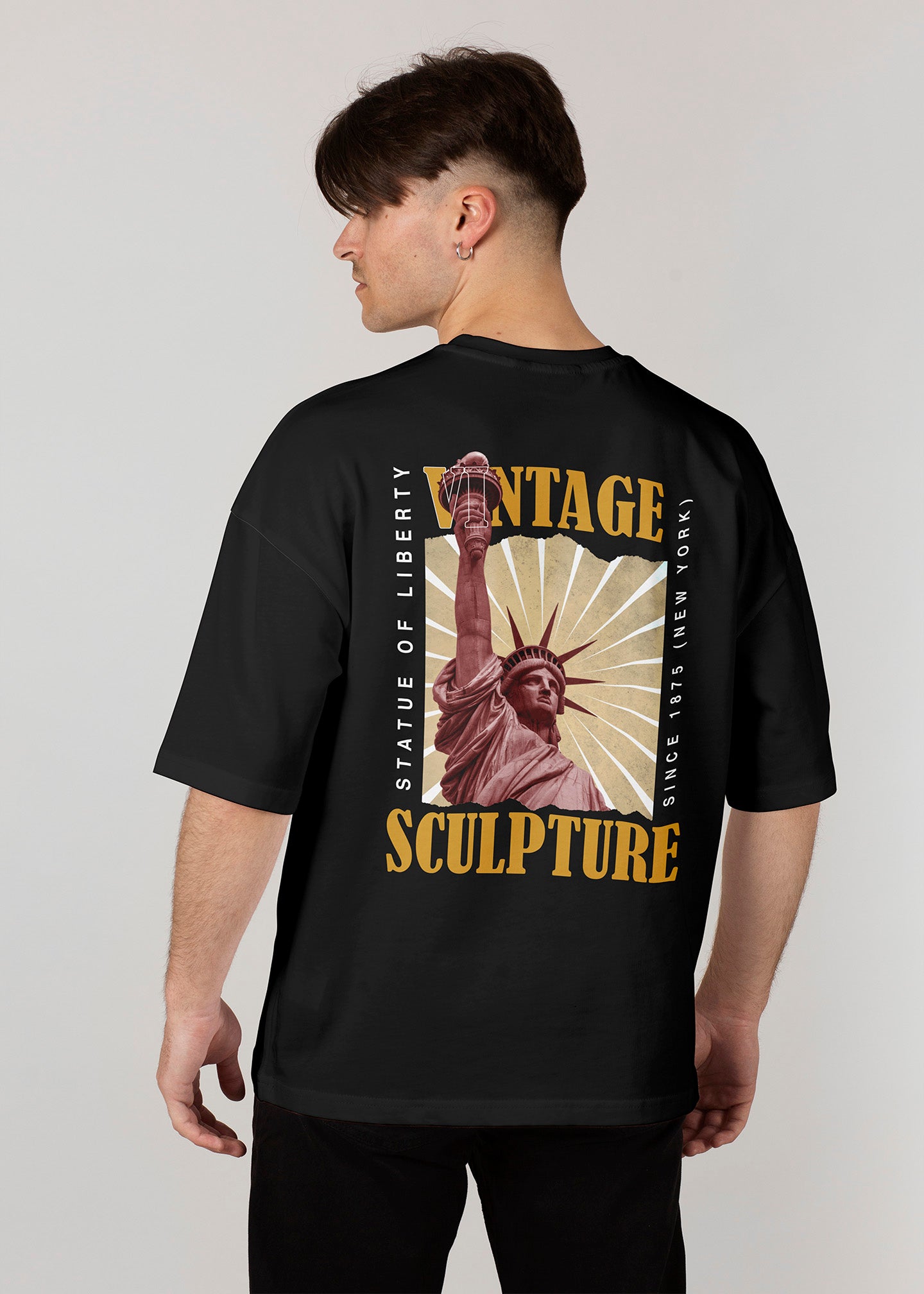 Vintage Sculpture Graphic Printed Oversized T-shirt